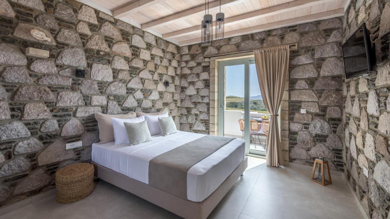 Thea Sunset Suites Mytakas Esterno foto