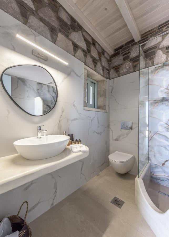Thea Sunset Suites Mytakas Esterno foto