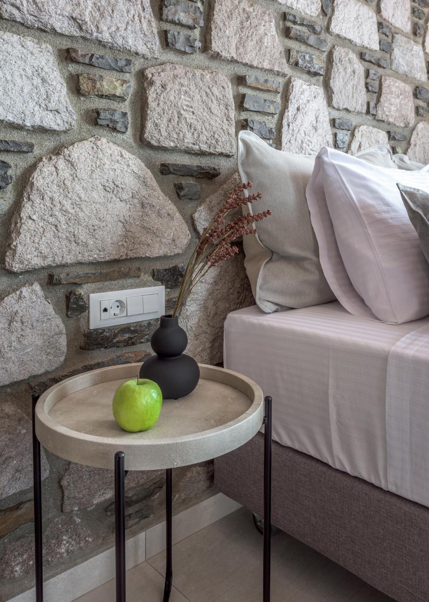 Thea Sunset Suites Mytakas Esterno foto
